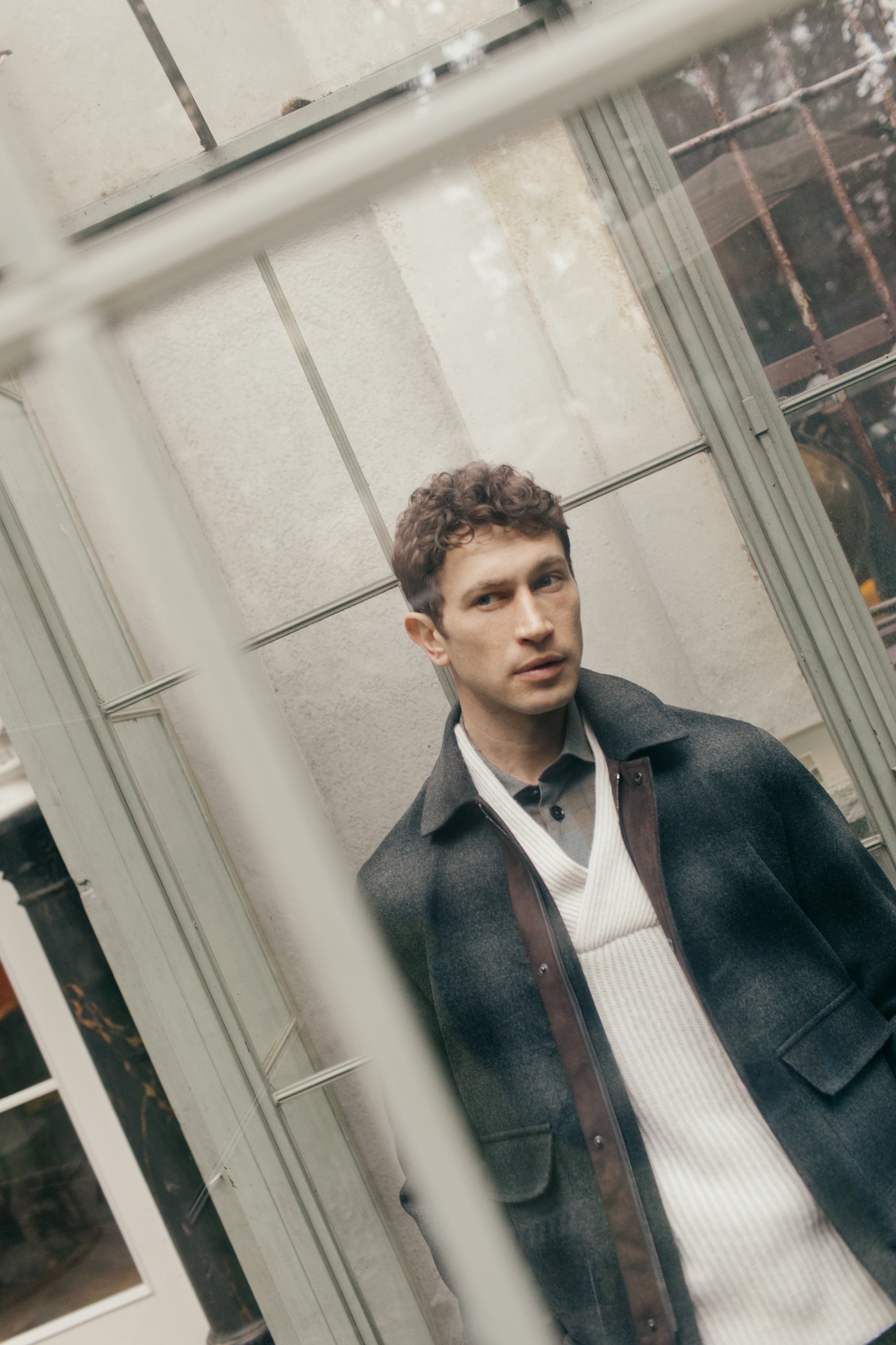 V-Neck Sweater in Vanisè Stitch, Cashmere and Wool